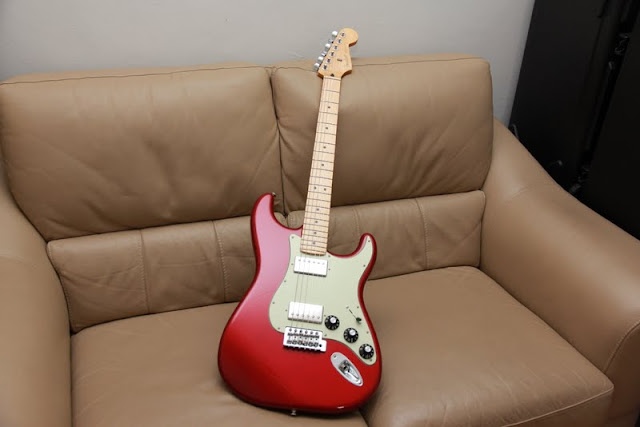 Fender Blacktop Strat Candy Apple Red